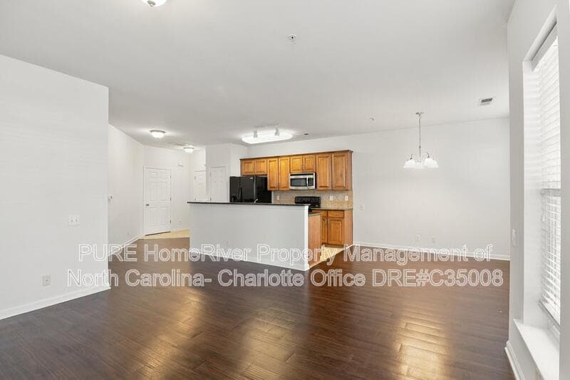 Charlotte House: 14622 Via Sorrento Drive