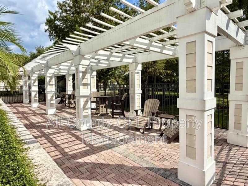 Winter Garden Condo: 417 Southern Pecan Circle