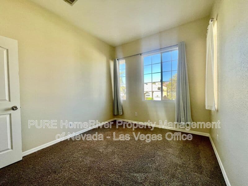Las Vegas House: 4748 Hamburg St.