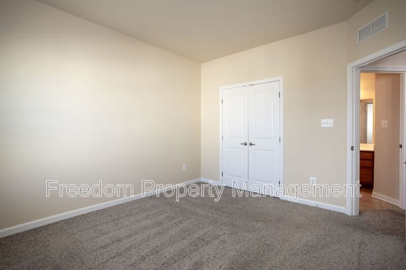 Gainesville Townhome: 7408 Brunson Cir