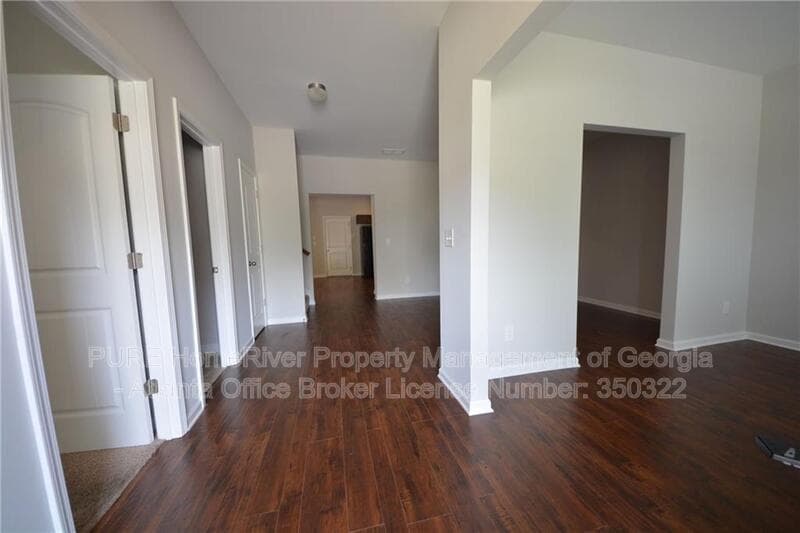 Mcdonough House: 554 Tulip Ln