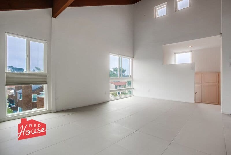 Solana Beach Condo: 325 S. Sierra Ave.