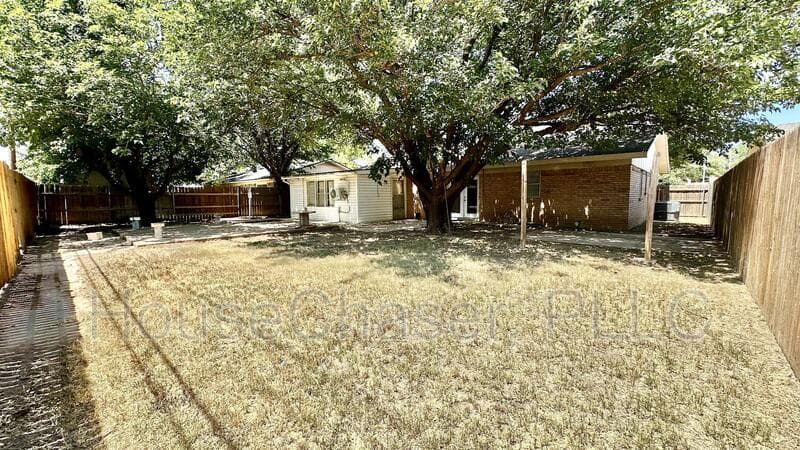 Lubbock House: 5515 18th Street
