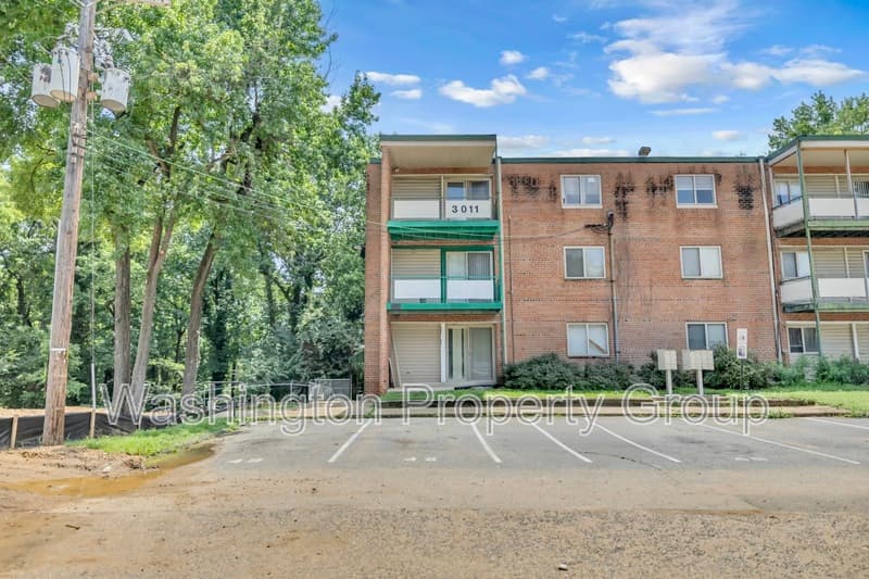 Temple Hills Condo: 3011 Southern Ave