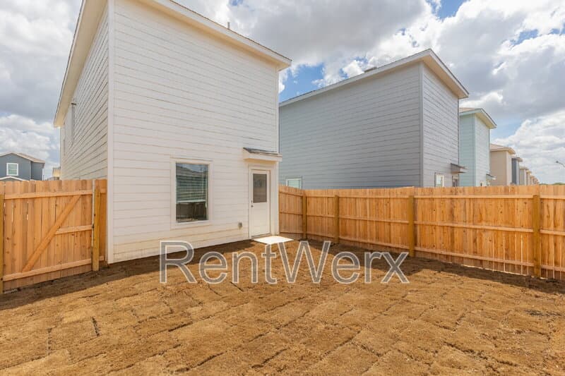 Elmendorf House: 6749 Marble Ridge