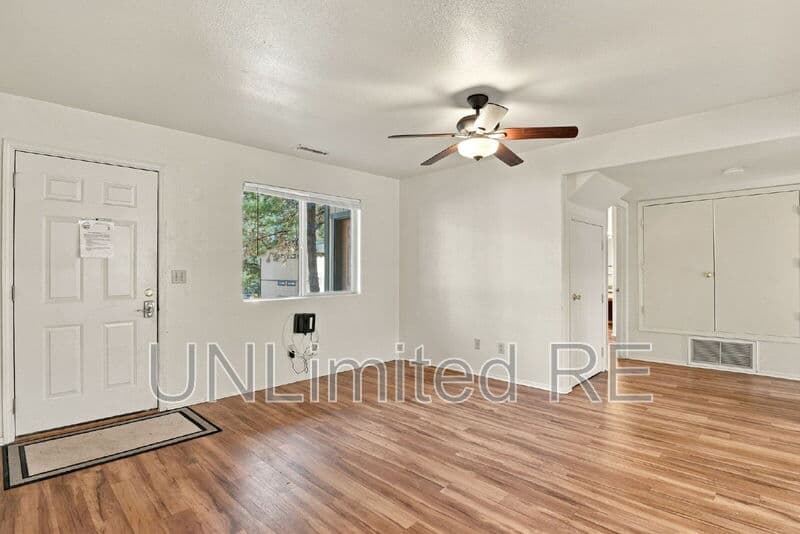 Flagstaff Condo: 25 S Maricopa St