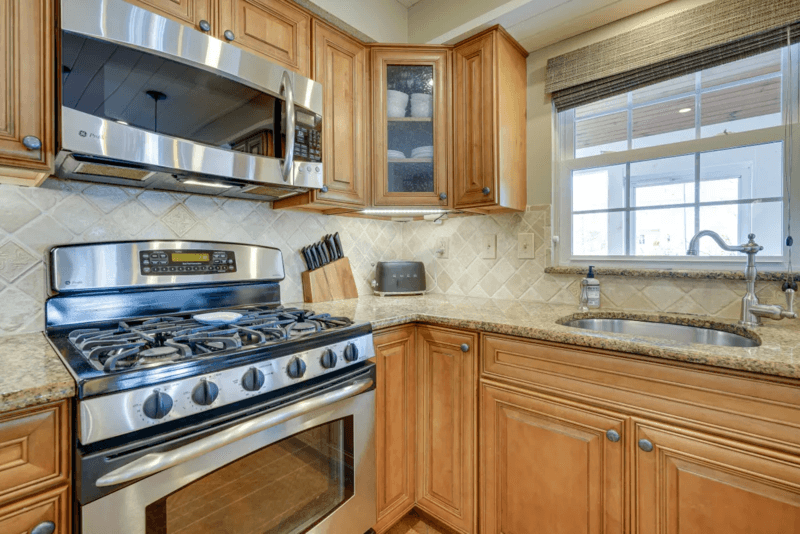 Lumberton Township House: 151 Rambling Rd