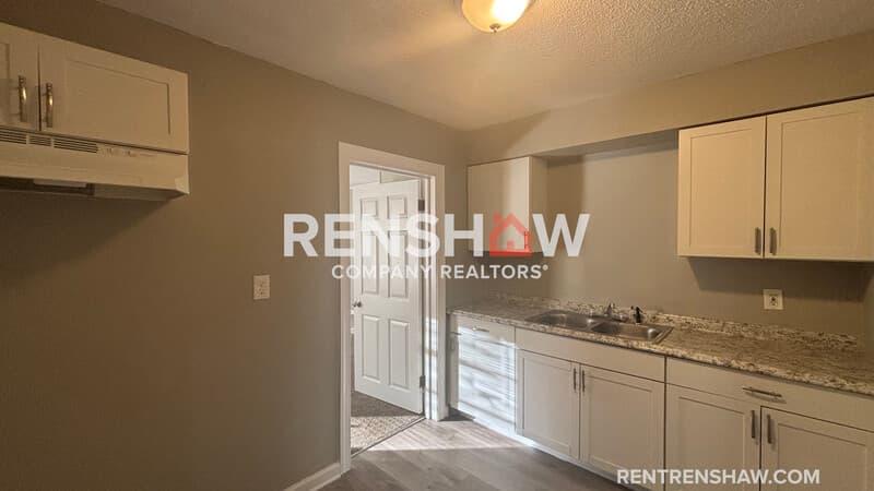Memphis House: 3133 Benjestown Rd