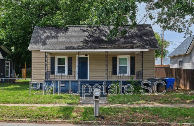 Greenville House: 79 Allen Street