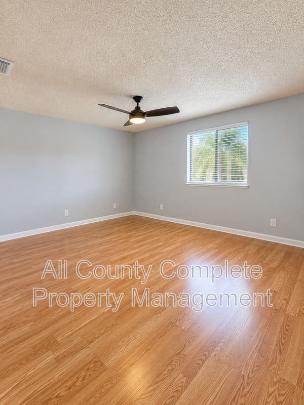 Jacksonville Condo: 5811 Atlantic Blvd
