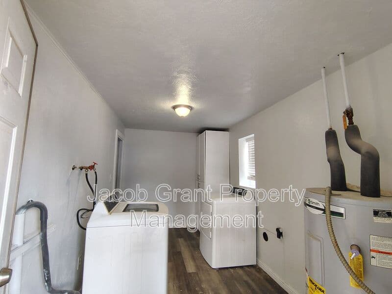 Pocatello House: 3844 Jason Ave