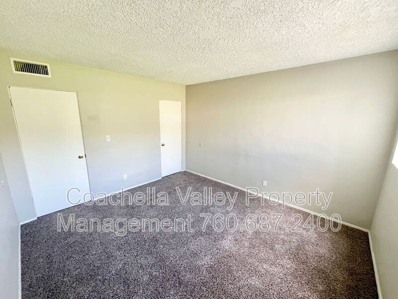 Palm Springs Condo: 2580 E Tahquitz Canyon Way