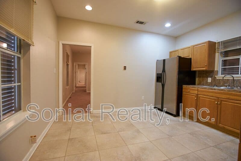 New Orleans House: 3320 N. Prieur Street