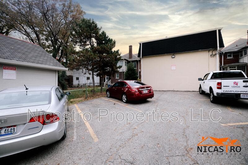 Columbus Condo: 215 East Lane Avenue - D