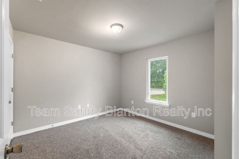 Milton House: 3210 Electra Drive
