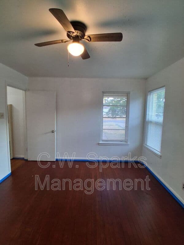 Dallas Condo: 3019 Avon St.