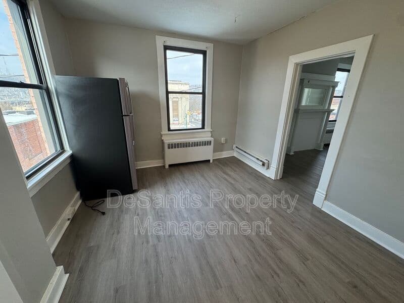 Homestead Condo: 810 Amity Street