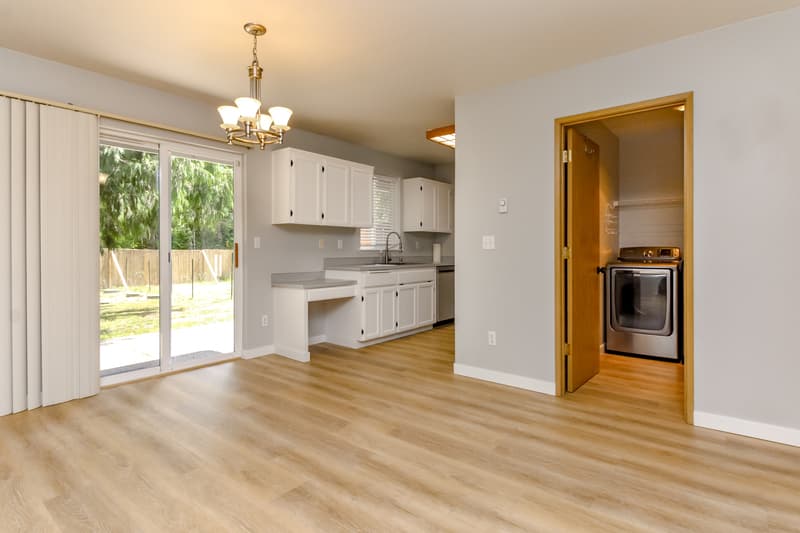 Graham Condo: 25807 87th Ave Ct E