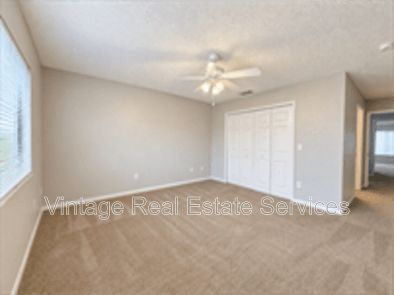 Brandon Townhome: 2260 Fluorshire Dr