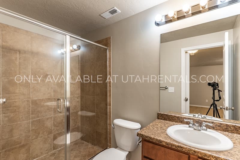 Lehi House: 3342 N 150 W