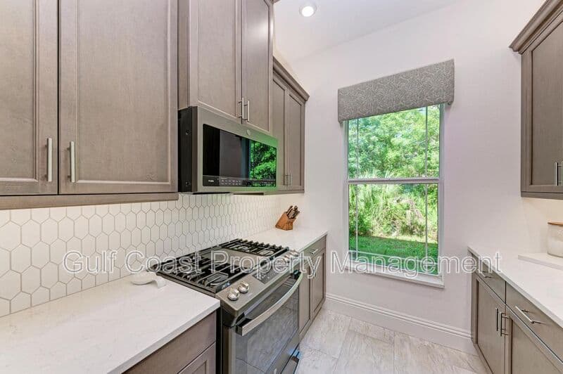 Lakewood Ranch Townhome: 7720 Hidden Creek Loop