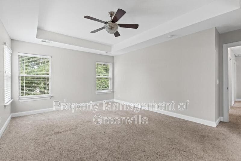 Simpsonville House: 10 Windsor Creek Ct