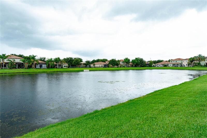 Orlando Townhome: 8358 Kelsall Dr