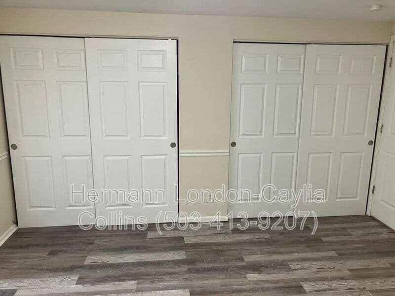 Saint Louis House: 7117 Seymour Dr