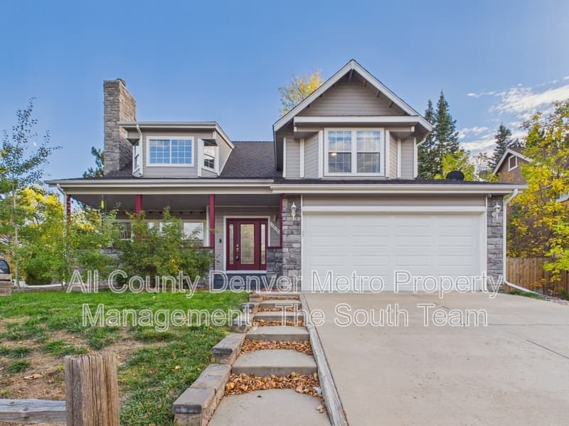 Aurora House: 14192 E Chenango Pl