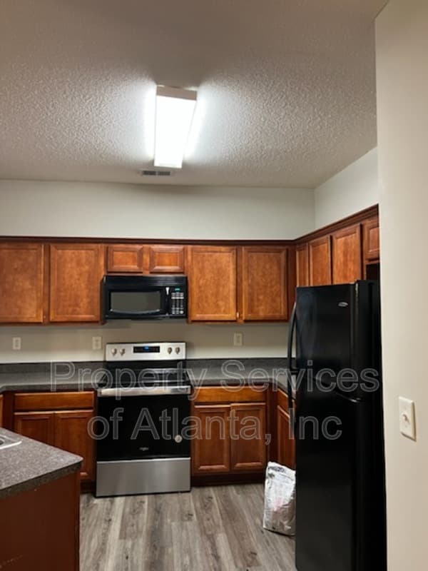 Jonesboro Townhome: 7420 Battlecreek Ln