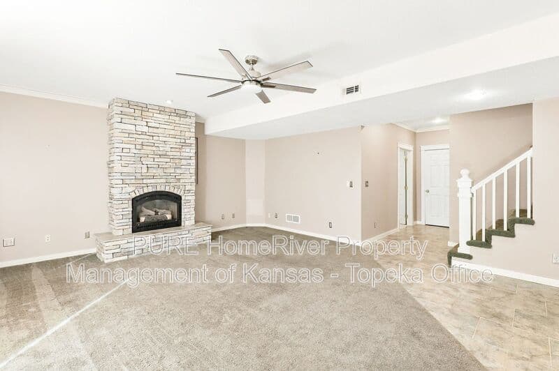 Kansas City House: 6320 N Nevada Ave