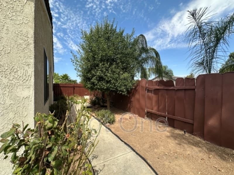 Menifee House: 27788 Cloud Dance Ct.