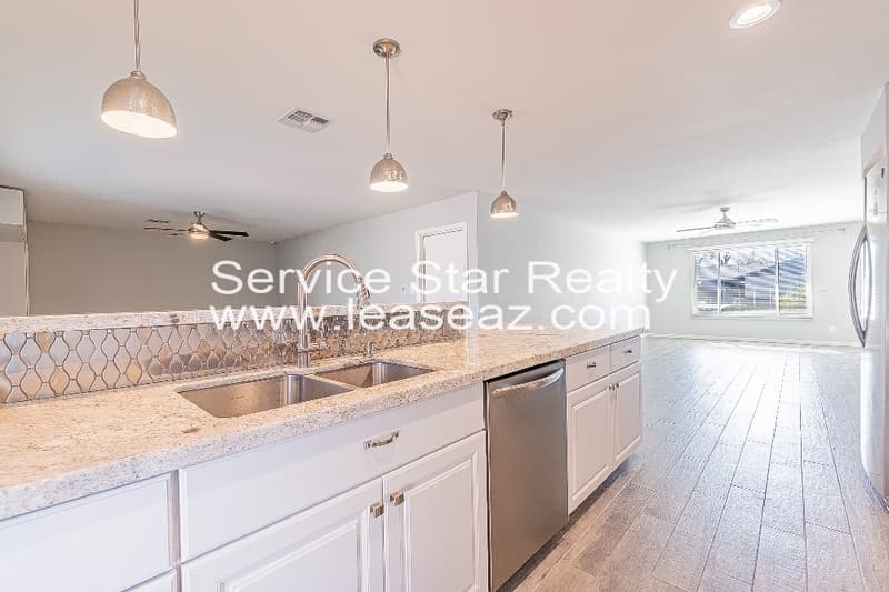 Tempe House: 2514 E Pebble Beach Dr