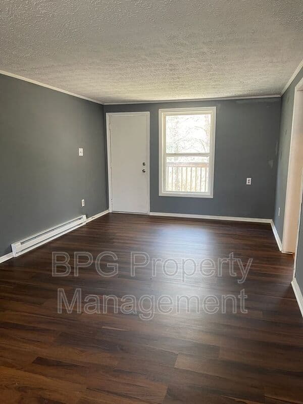 White Sulphur Springs Condo: 123 Circle Drive