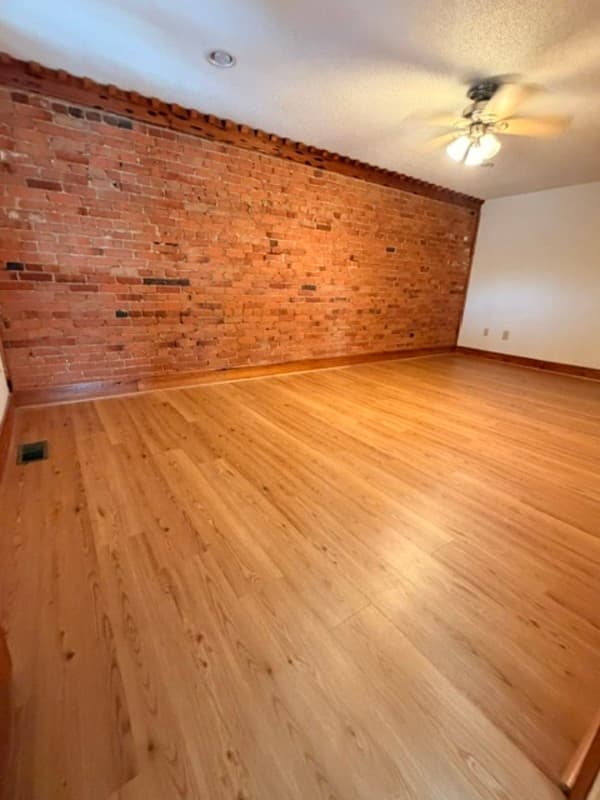 Prosperity Condo: 106 Grace Street - 1
