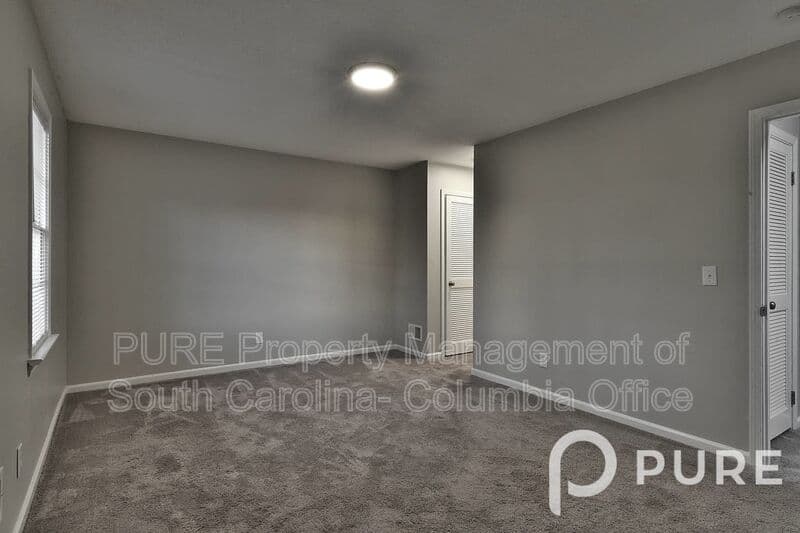 Columbia House: 7812 Teague Rd