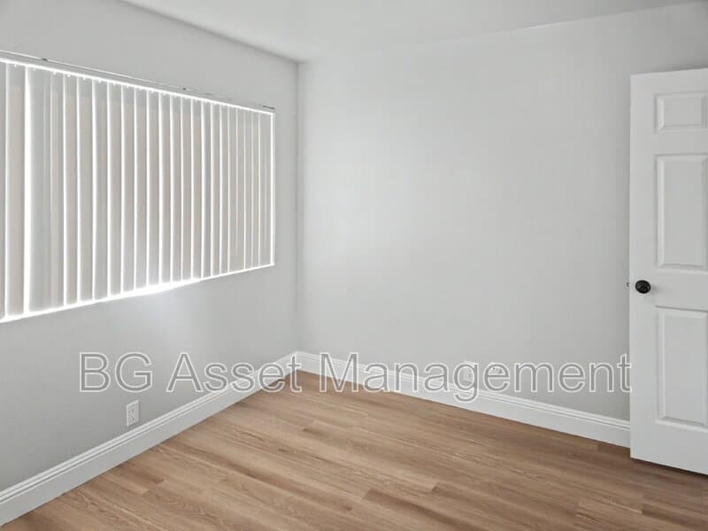Oakland Condo: 480 Crescent Street