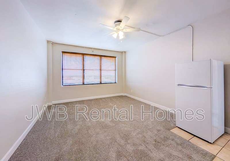 Jacksonville Condo: 311 Ashley St W #903