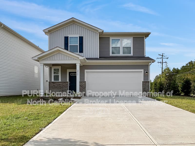 Hickory House: 2957 31st St Ln NE