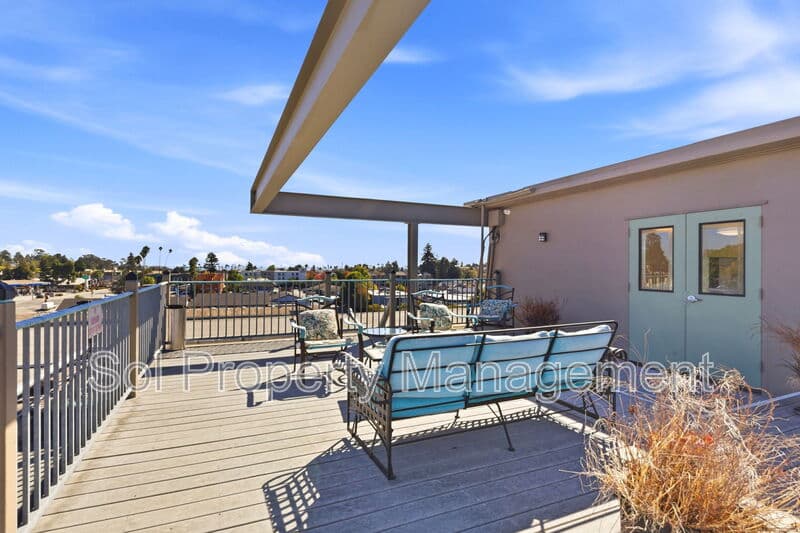 Santa Cruz Condo: 180 Dakota Avenue