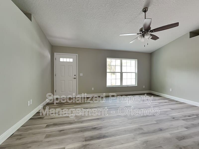 Citrus Springs House: 1320 W Emerson Pl