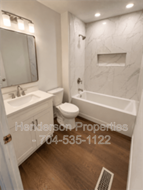 Monroe House: 2413 River Chase Drive