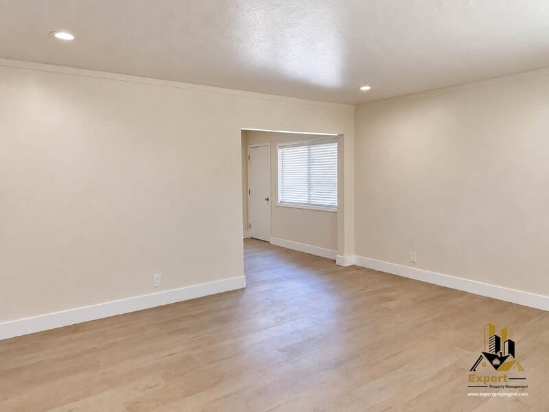 Roseville House: 414 6th Street