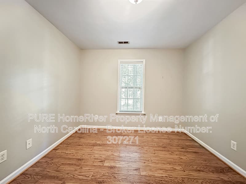 Clayton House: 384 Santa Gertrudis Dr