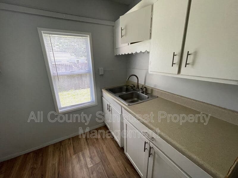 St.Petersburg Condo: 1830 27th Ave N #E