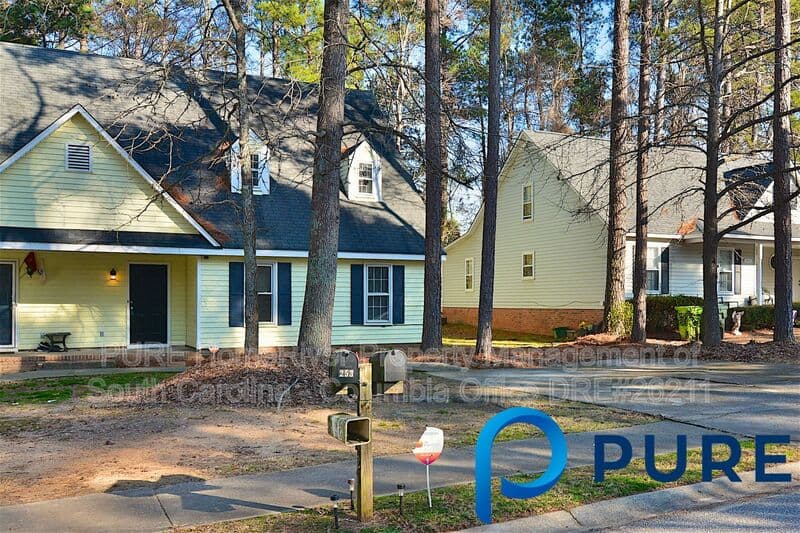Irmo House: 249 Friarsgate Blvd