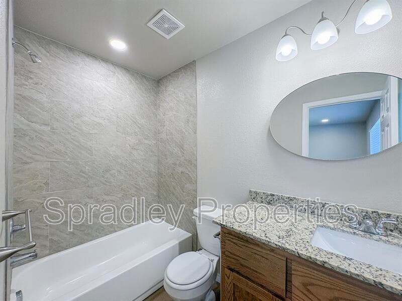 Nolanville Townhome: 502B N 3rd St