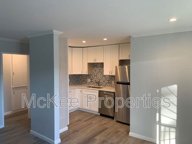 San Diego Condo: 4473 Alabama Street