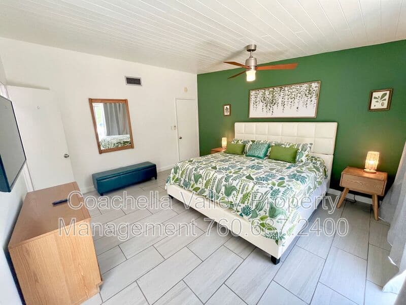 Palm Springs House: 2719 E Ventura Road