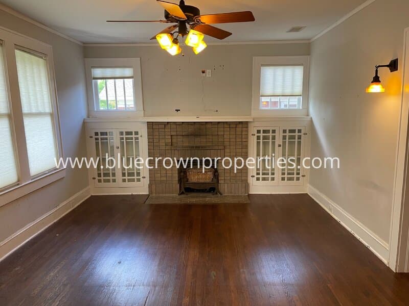 Dallas House: 5521 Richmond Ave